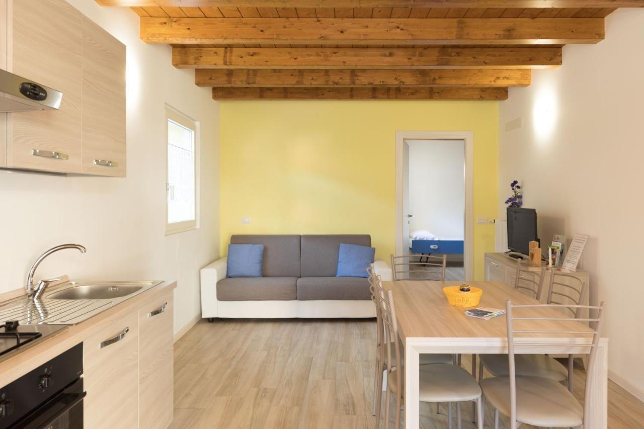 Residenze Lariane Apartment Colico Exterior photo