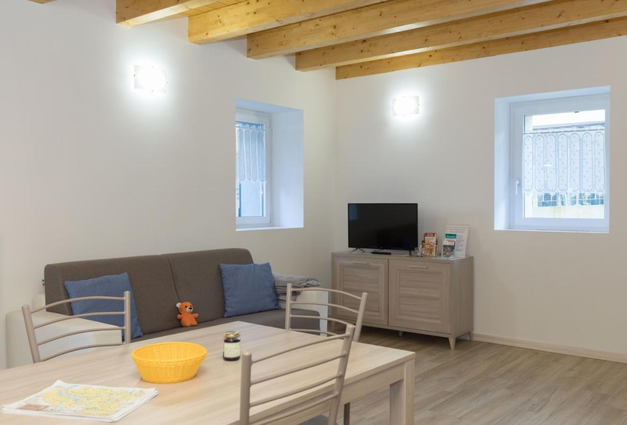 Residenze Lariane Apartment Colico Exterior photo