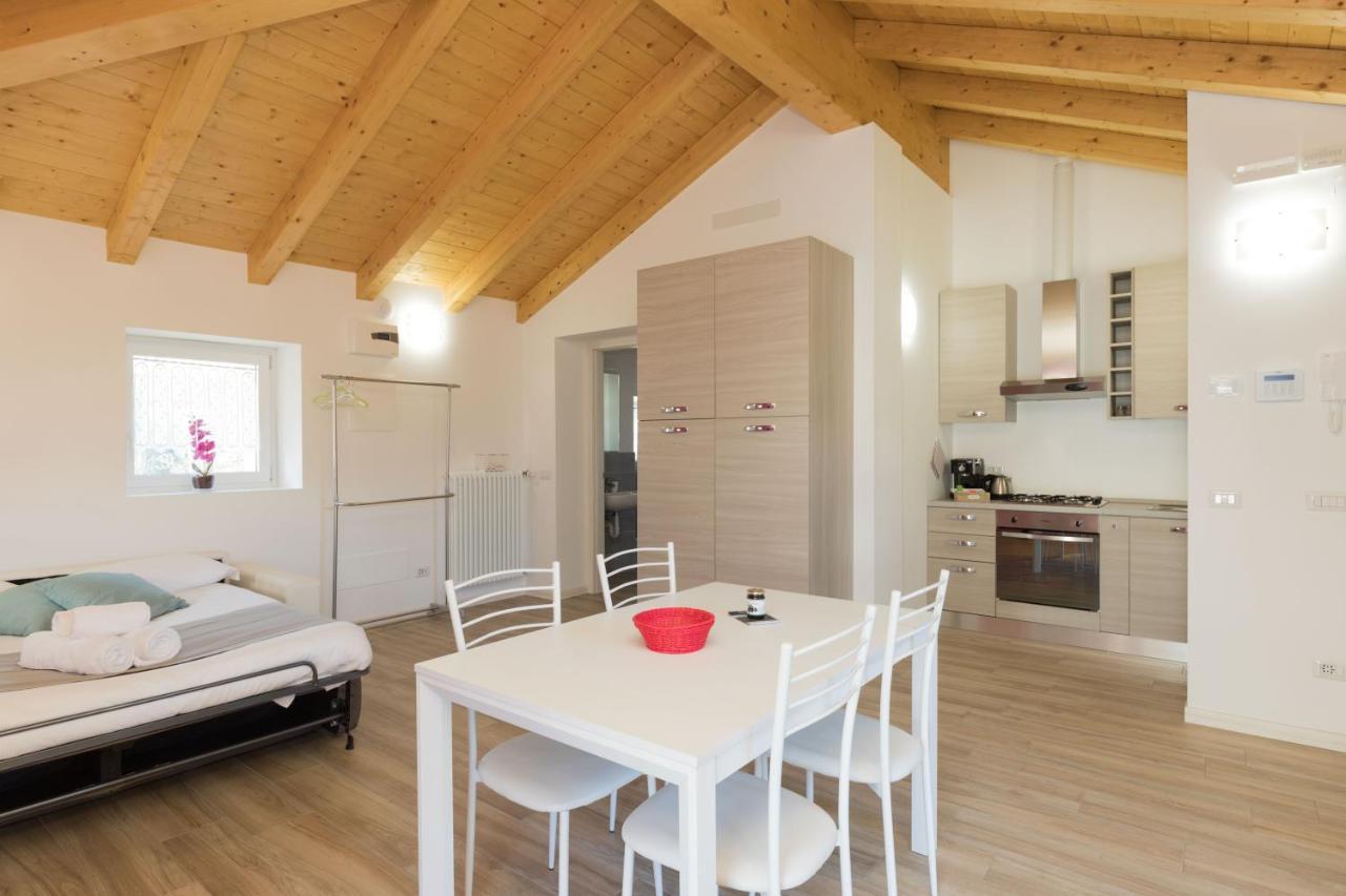 Residenze Lariane Apartment Colico Exterior photo